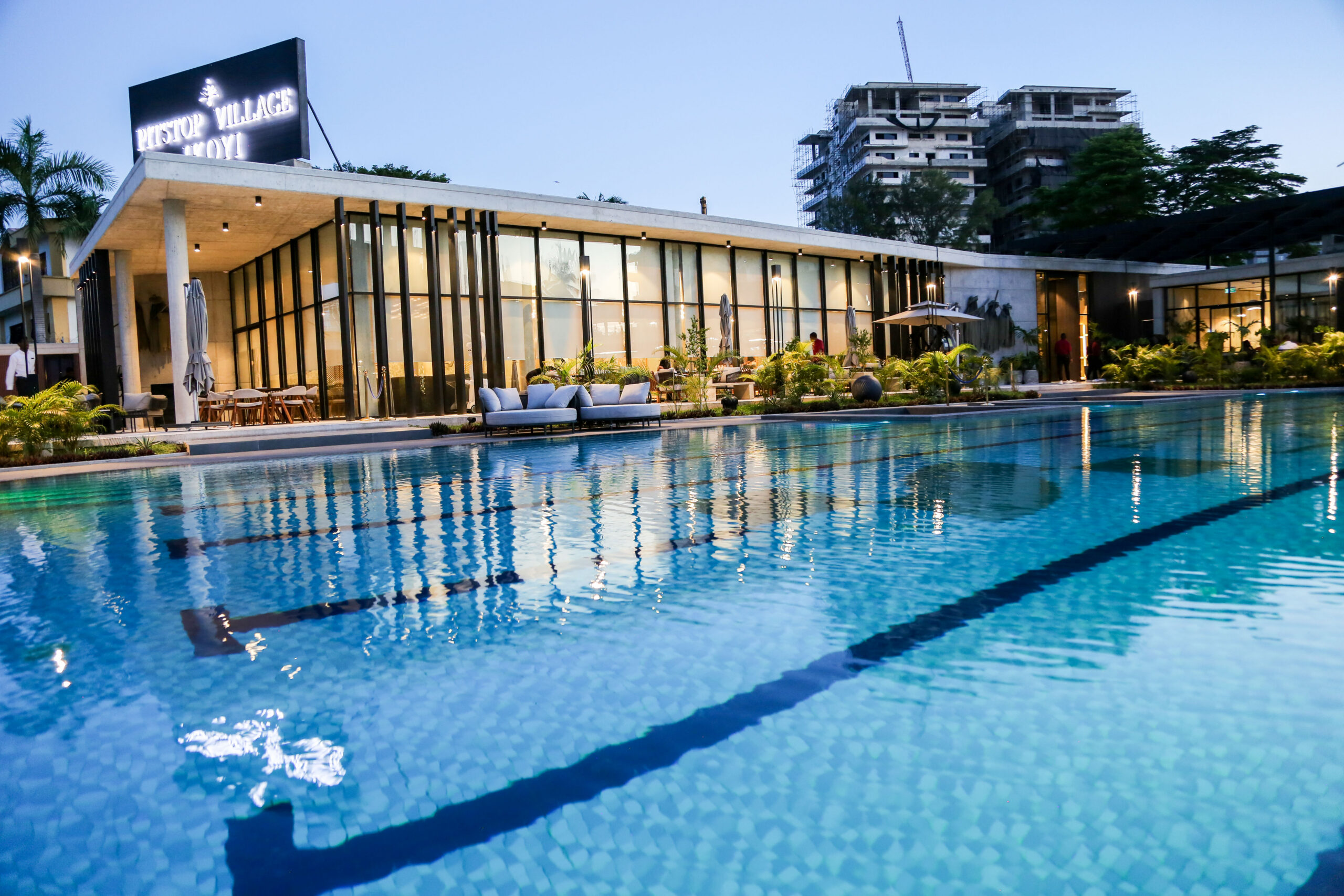 Rooftop pool 1